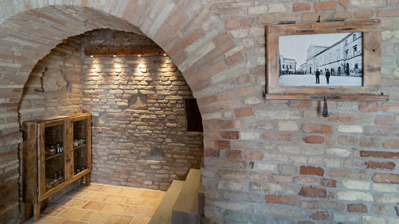 Il Castello Affittacamere Montecosaro  Ngoại thất bức ảnh