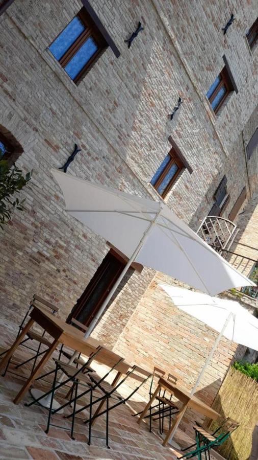 Il Castello Affittacamere Montecosaro  Ngoại thất bức ảnh
